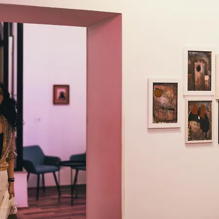 Gata Galleria *